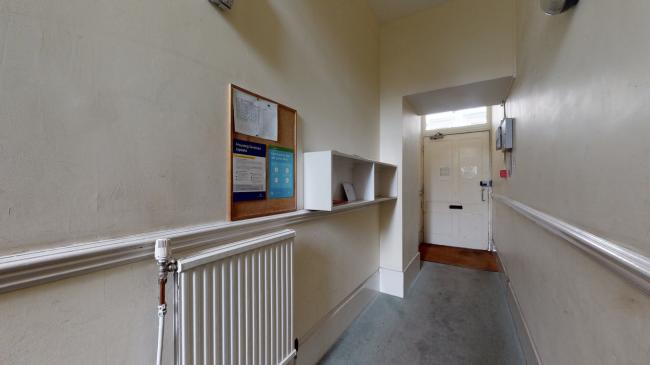 221B Gloucester Terrace, Bayswater, London, W2 6HX
 5