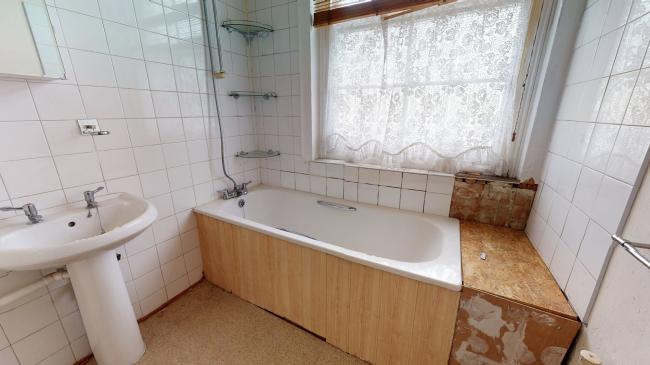 221B Gloucester Terrace, Bayswater, London, W2 6HX
 5