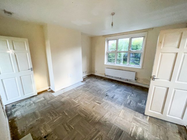 1 Cleadon Place, Stoke on Trent, ST2 8EG 
 10