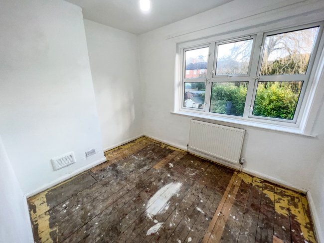 1 Cleadon Place, Stoke on Trent, ST2 8EG 
 10