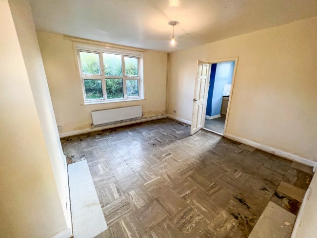 1 Cleadon Place, Stoke on Trent, ST2 8EG 
 10