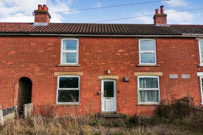 28 Great Hautbois Road, Coltishall, Norfolk NR12 7JW
 1