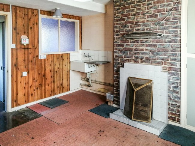 28 Great Hautbois Road, Coltishall, Norfolk NR12 7JW
 1