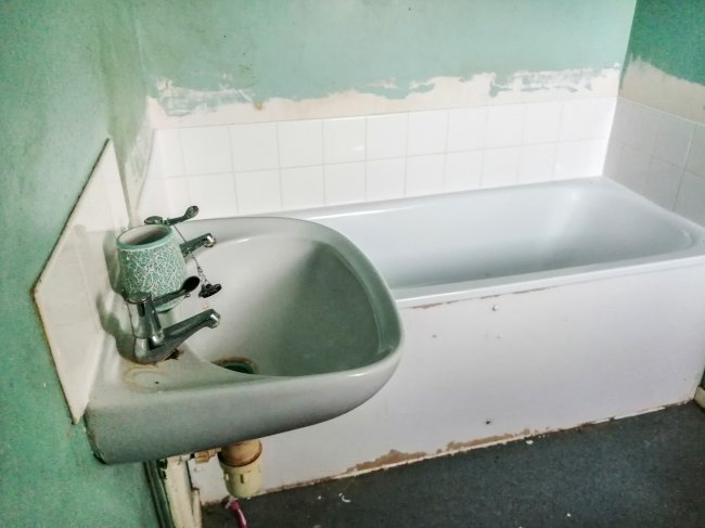 18 Aylsham Road, Tuttington, Aylsham, Norfolk NR11 6TE
 5