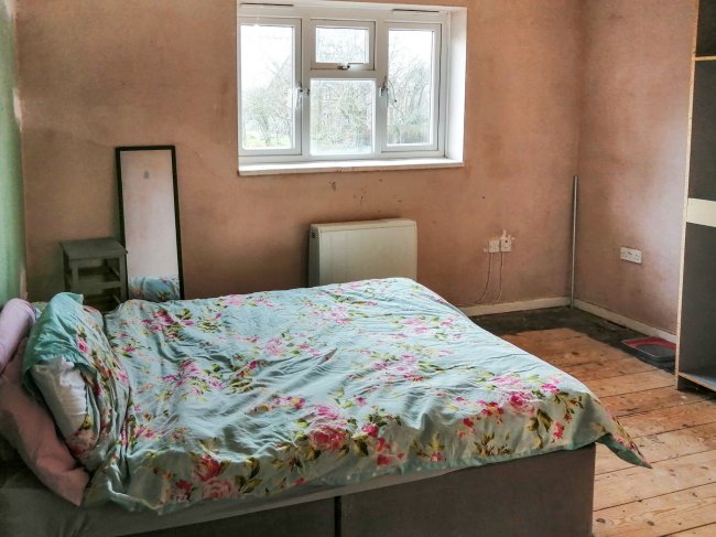 18 Aylsham Road, Tuttington, Aylsham, Norfolk NR11 6TE
 5