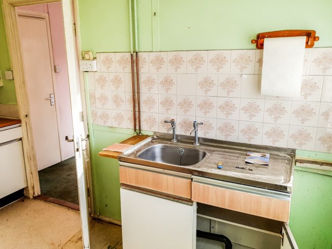 2 Swedish Cottages, Church Lane, Twineham, Haywards Heath, West Sussex RH17 5NR
 4