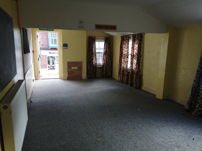 4 Bond Street, Cromer, Norfolk NR27 9DA
 10