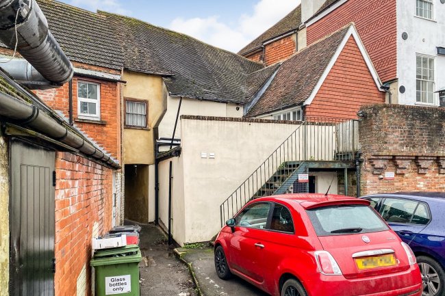 49 Cheap Street, Newbury, Berkshire RG14 5BX 10