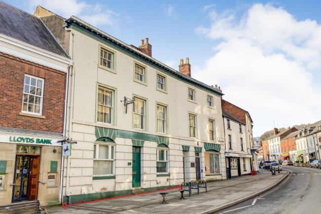 41 Broad Street, Welshpool, Powys, SY21 7RR
 8