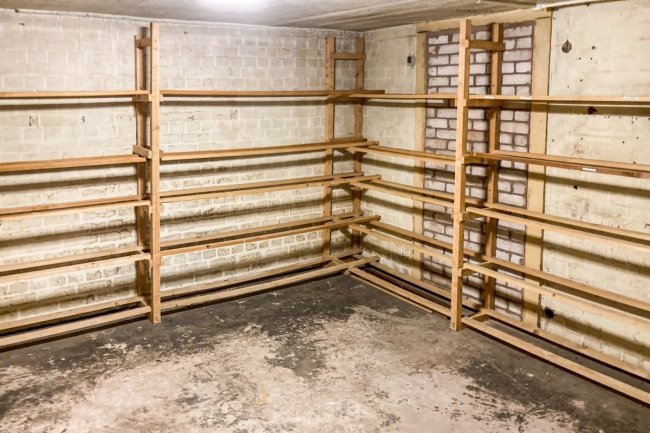 41 Broad Street, Welshpool, Powys, SY21 7RR
 8