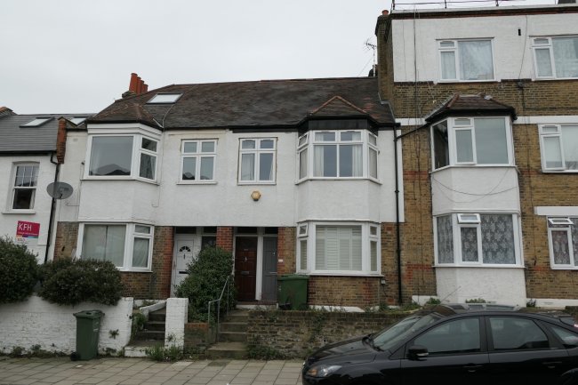 391 Lyham Road, Brixton, London SW2 5NT
 5