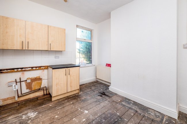 25 Coundon Road, Coventry, West Midlands,CV1 4AR 7