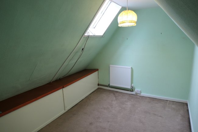 67 Aylesbury End, Beaconsfield (Old Town), Buckinghamshire HP9 1LU
 8