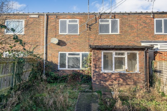 38 Tasmania Close, Popley, Basingstoke, RG24 9PQ
 4