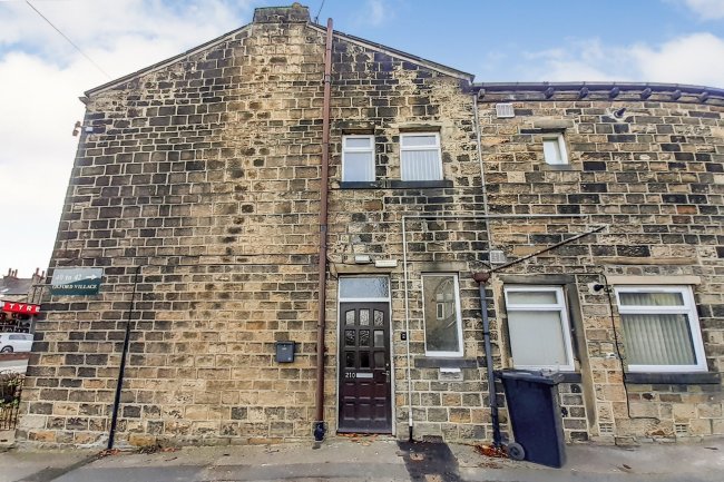 210a Oakworth Road, Keighley, West Yorkshire BD21 1QX
 3