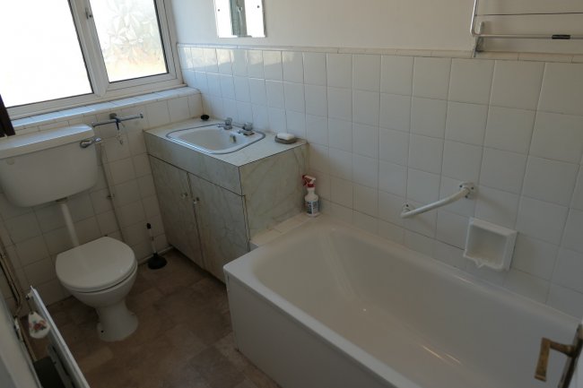 4 Lismore Close, Isleworth, Middlesex TW7 6QX
 5