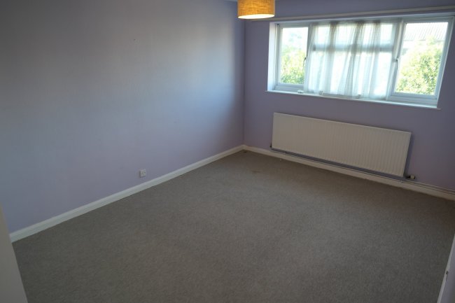 4 Lismore Close, Isleworth, Middlesex TW7 6QX
 5