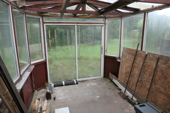 79 Common Lane, New Haw, near Addlestone, Surrey KT15 3LL
 7