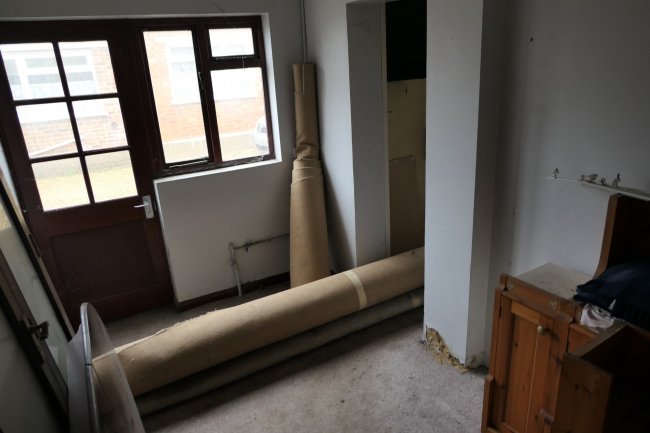 79 Common Lane, New Haw, near Addlestone, Surrey KT15 3LL
 7