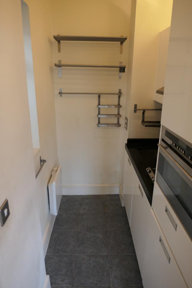 Flat 2, 17 Breakspears Road, Brockley, London SE4 1XW
 8