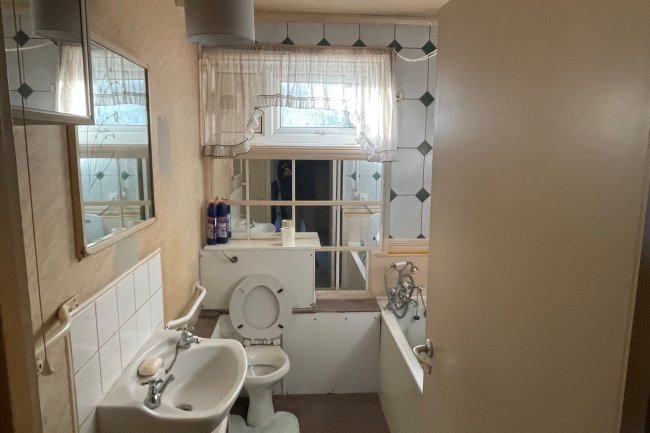 Flat 44 Esme House, Ludovick Walk, Putney, London, SW15 5LJ 6