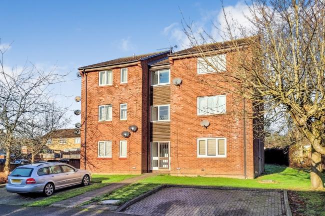 43 Marney Road, Swindon, SN5 6AN
 9