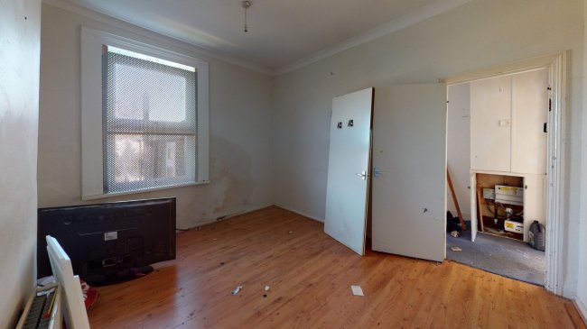 2 Vambery Road, Plumstead, London SE18 3HA 8