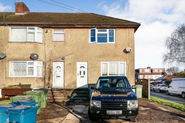 91a Long Elmes, Harrow, Middlesex, HA3 5LD
 7