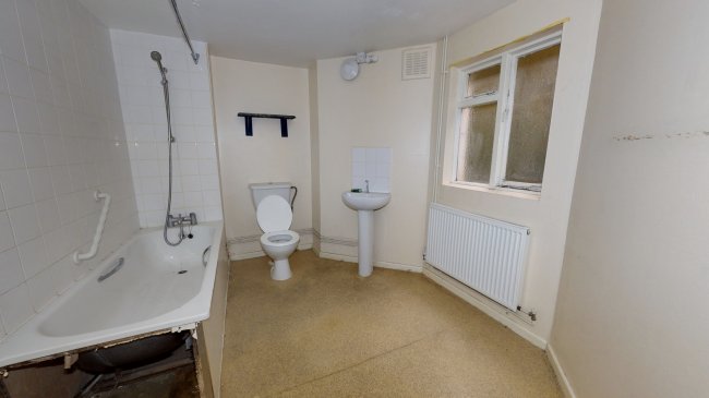 7a Eckstein Road, Battersea, London SW11 1QE
 9