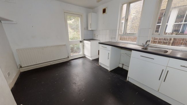 7a Eckstein Road, Battersea, London SW11 1QE
 9