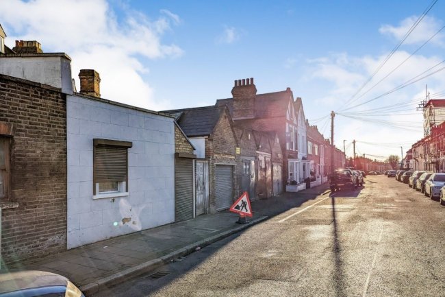 Garages, 2, 4, 6 and 8 Leverson Street, Wandsworth, London SW16 6DD 4