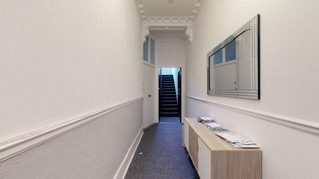 First Floor Flat, 2 Upper Addison Gardens, Holland Park, London W14 8AL
 3