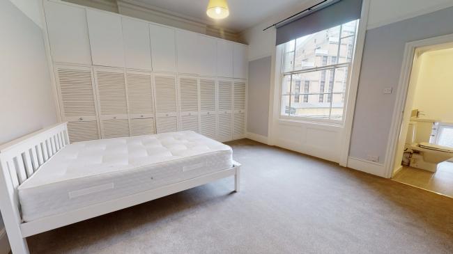 First Floor Flat, 2 Upper Addison Gardens, Holland Park, London W14 8AL
 3