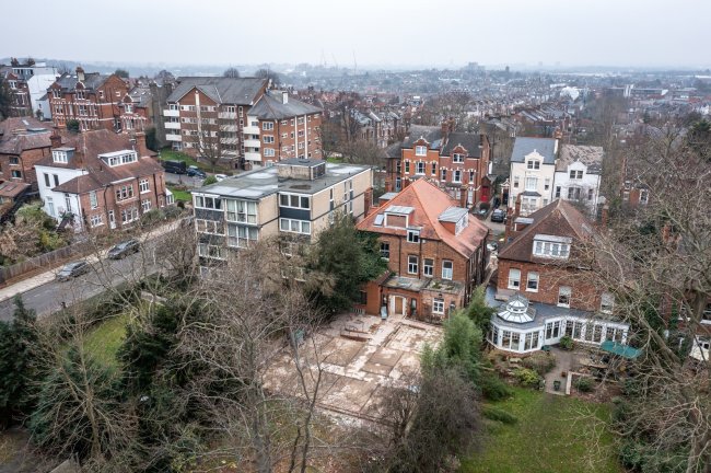 Morriss House 23 Coolhurst Road, London N8 8EP
 1