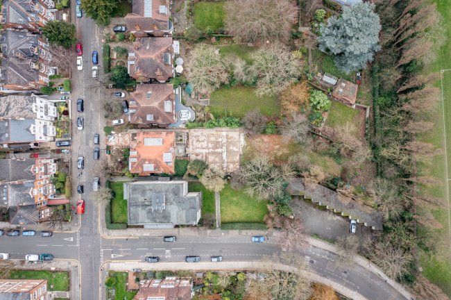 Morriss House 23 Coolhurst Road, London N8 8EP
 1