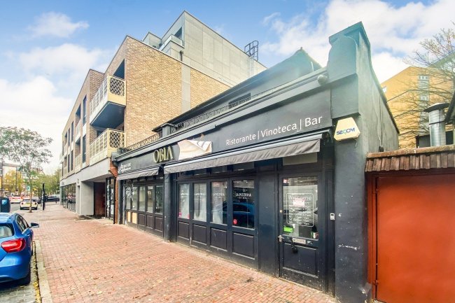 28-30 High Street, Purley, Surrey CR8 2AA 6