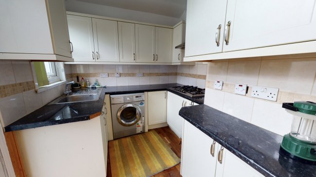 Ground Floor Flat, 41 Woodbourne Avenue, Streatham, London, SW16 1UX
 4