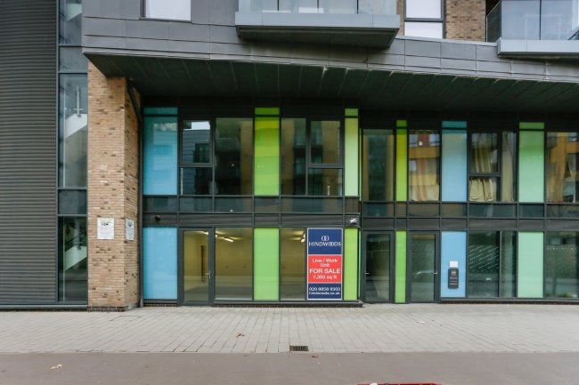 Flat 32, 45 Norman Road, Greenwich, London SE10 9QX
 5