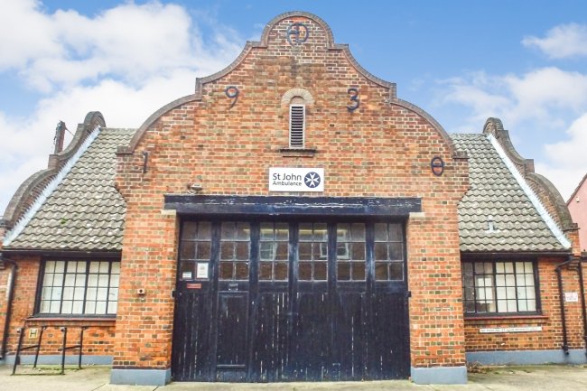 29 Lower Olland Street, Bungay, Suffolk NR35 1BY 2