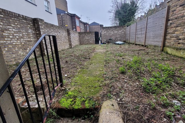 100A Ladbroke Grove, Notting Hill, London W11 1PY 7