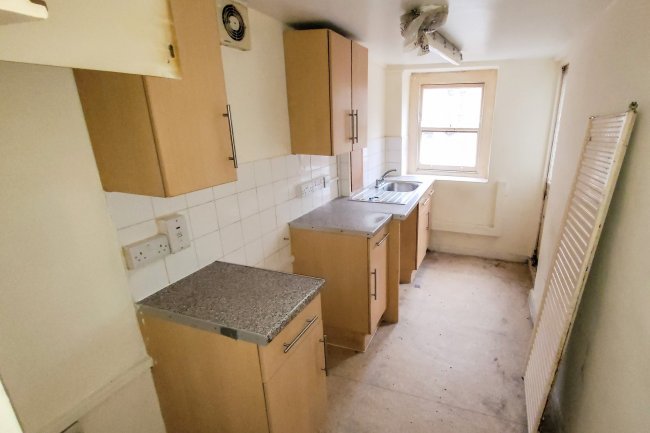 100A Ladbroke Grove, Notting Hill, London W11 1PY 7