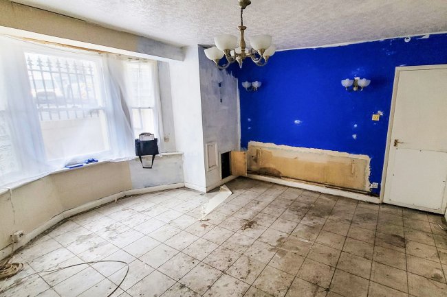 100A Ladbroke Grove, Notting Hill, London W11 1PY 7