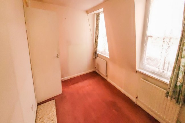 18F Linden Gardens, Bayswater, London W2 4ES 5