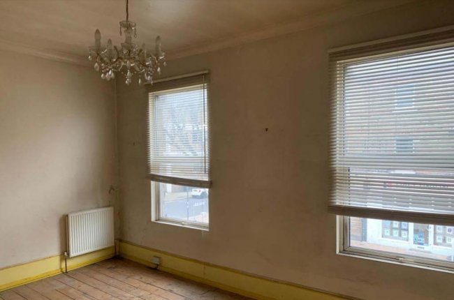 547 Old York Road, Wandsworth, London SW18 1TQ
 2