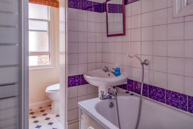 14 Sutherland Road, West Ealing, London,W13 0DT  6