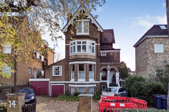 14 Sutherland Road, West Ealing, London,W13 0DT  6