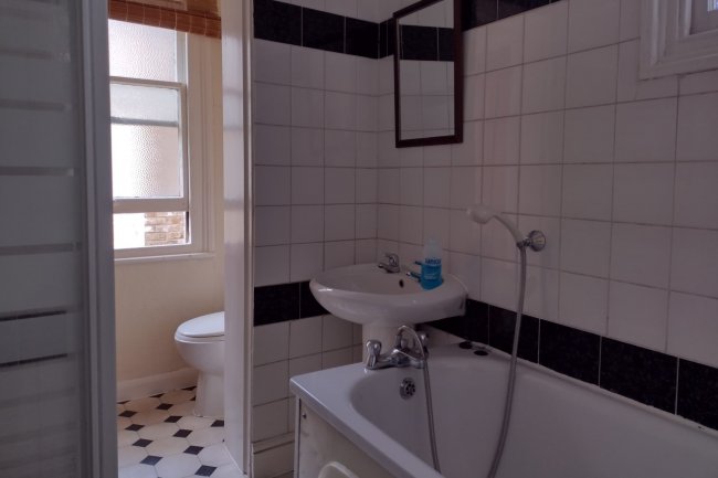 14 Sutherland Road, West Ealing, London,W13 0DT  6