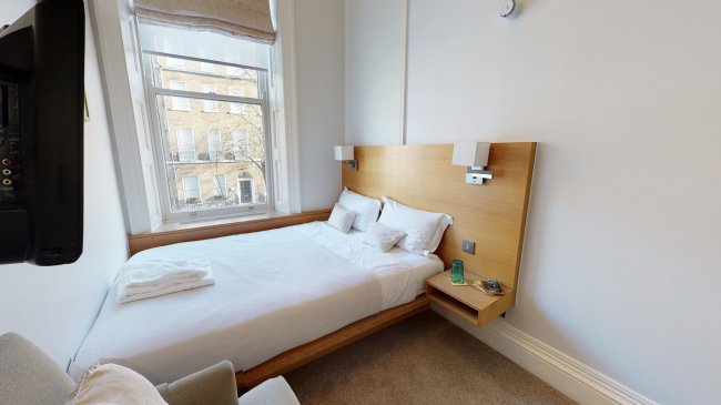 5 Doughty Street, Bloomsbury, London WC1N 2PL 4