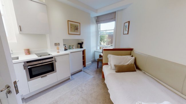 5 Doughty Street, Bloomsbury, London WC1N 2PL 4