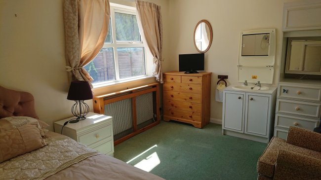 63 The Park, Yeovil, Somerset BA20 1DF 4